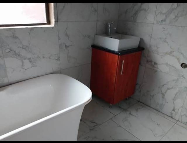 4 BEDROOM HOUSE FOR SALE IN SEBOKENG ZONE 10